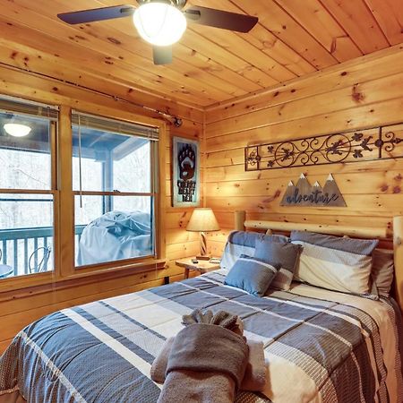 Blue Ridge Cozy Cabin In The Woods With Hot Tub! Экстерьер фото